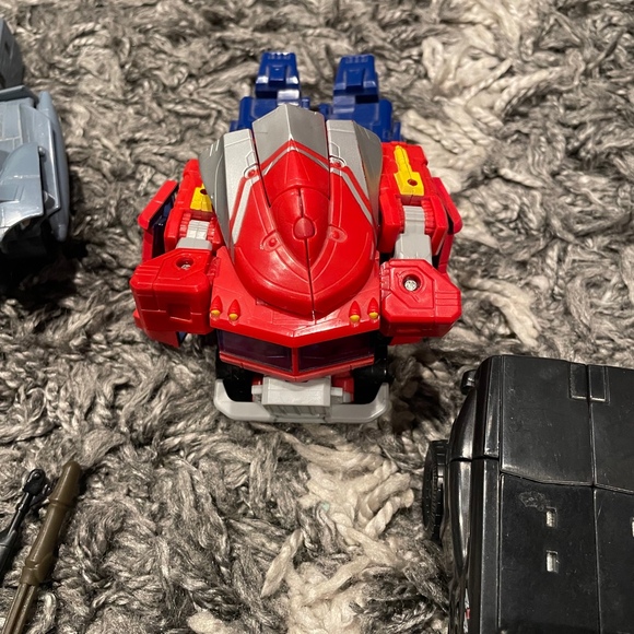 Hasbro Transforms Bundle Movie Classic Toys Memorabilia Collectible - Picture 3 of 8